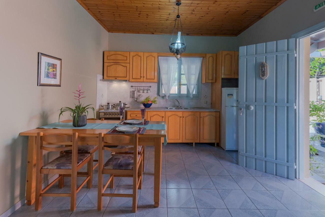 Mihaila Bungalows Sparta Exterior foto